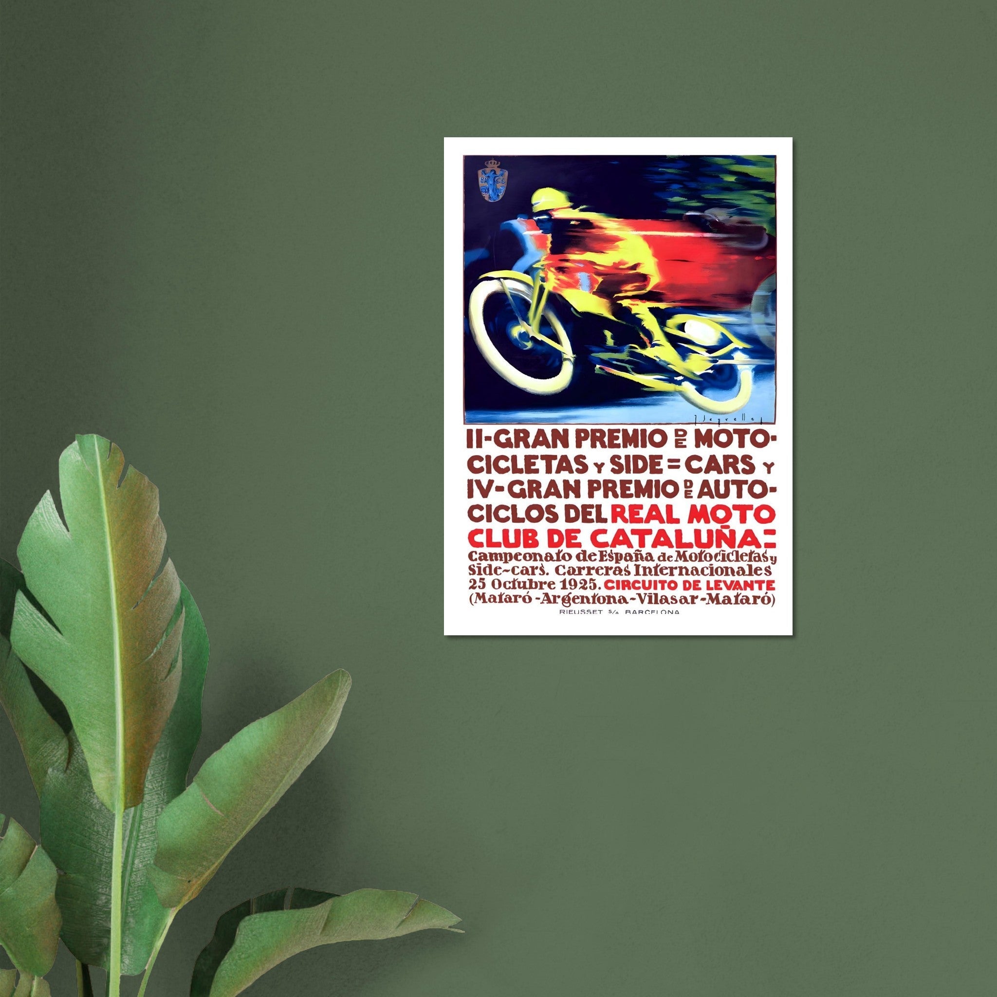 1925 Gran Premio de Cataluña motorcycle poster showcasing a vibrant motorcycle race design with bold colors.